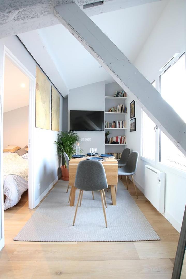 GuestReady - Comfy Attic Apartment near Grand Théâtre Bordeaux Esterno foto